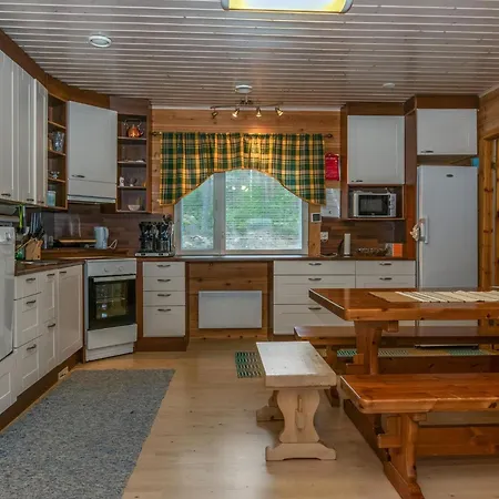 Louhuranta By Interhome * Karstula